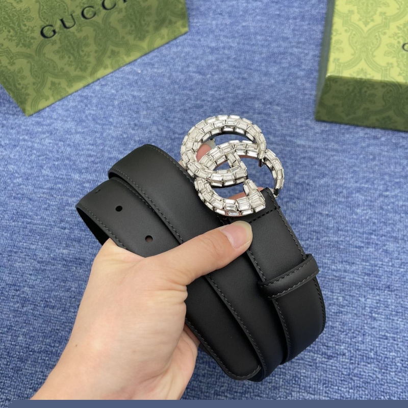 G*u*i belts